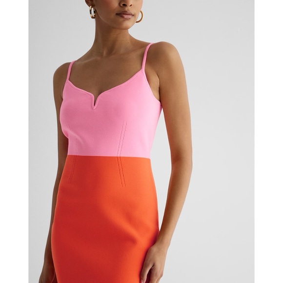 Express Body Contour V-wire Color Block Midi Sweater Dress - Picture 2 of 8